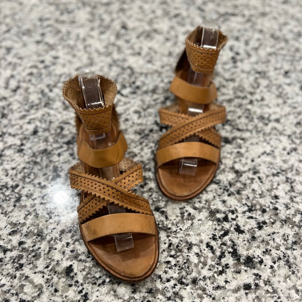 See by Chloe Brown Leather Star Perforated Flat Gladiator Sandals